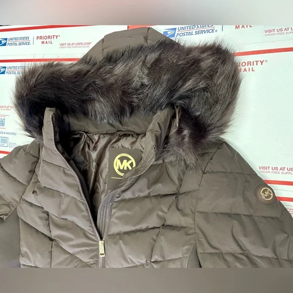 Michael Kors 💅❄️ Chocolate Winter Puffer Coat MK Jacket Fur Hood Plus Size NWT - Picture 2 of 8